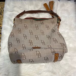 Dooney & Bourke purse